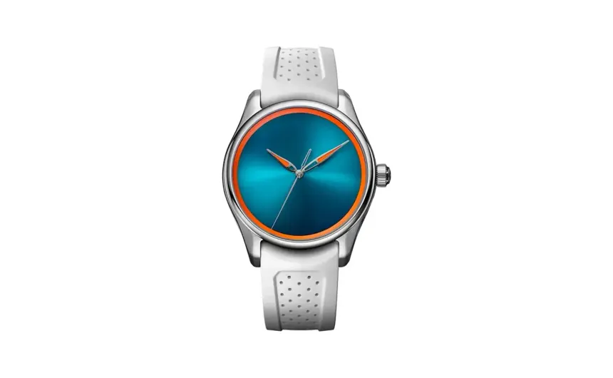 H. Moser & Cie. Pioneer Centre Seconds Spiced Aqua