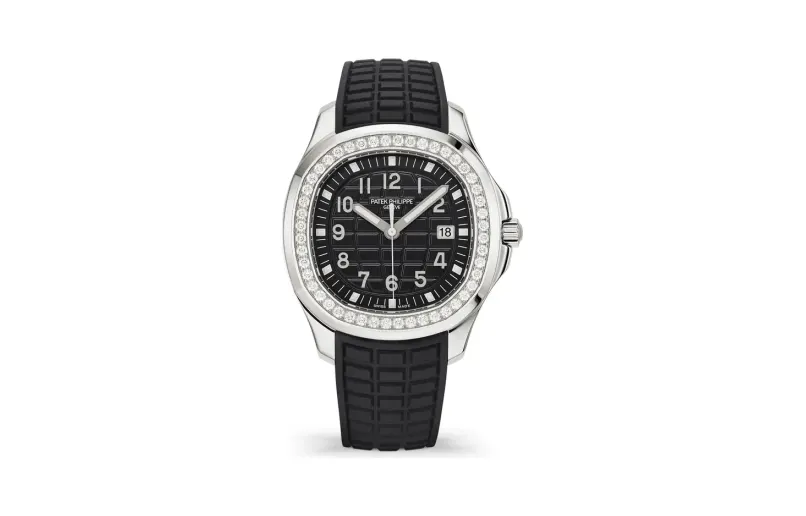 Patek Philippe Aquanaut, Steel, Black dial