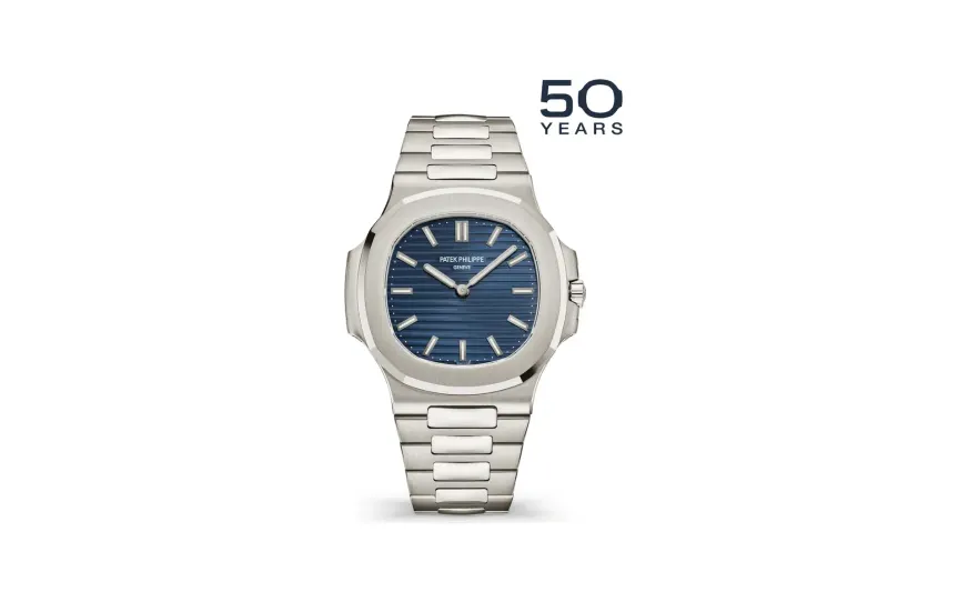 Patek Philippe Nautilus, White gold, Blue dial