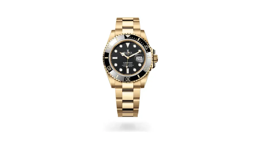 Rolex Oyster Perpetual Submariner Date, 41 mm, yellow gold, 18 kt yellow gold, Black dial