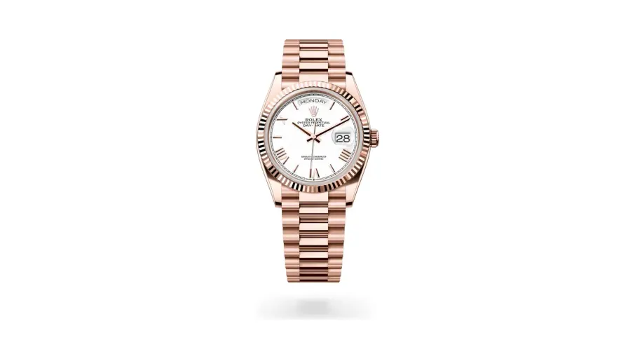 Rolex Oyster Perpetual Day-Date 36, 18 kt Everose gold, White lacquer dial