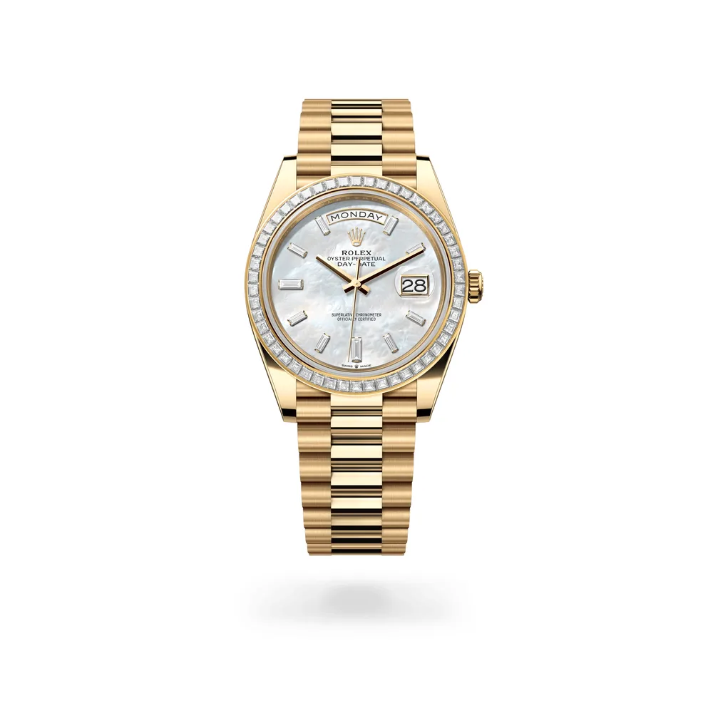 Rolex Oyster Perpetual Day-Date 40, 18 kt yellow gold, White mother-of-pearl set with diamonds dial