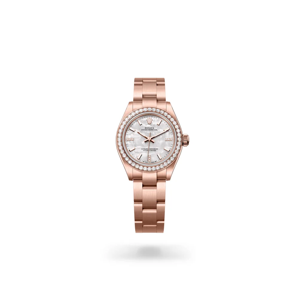 Rolex Oyster Perpetual 28, 18 kt Everose gold, White mother-of-pearl dial