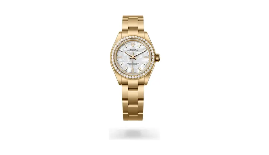 Rolex Oyster Perpetual 28, 18 kt yellow gold, White mother-of-pearl set with diamonds dial