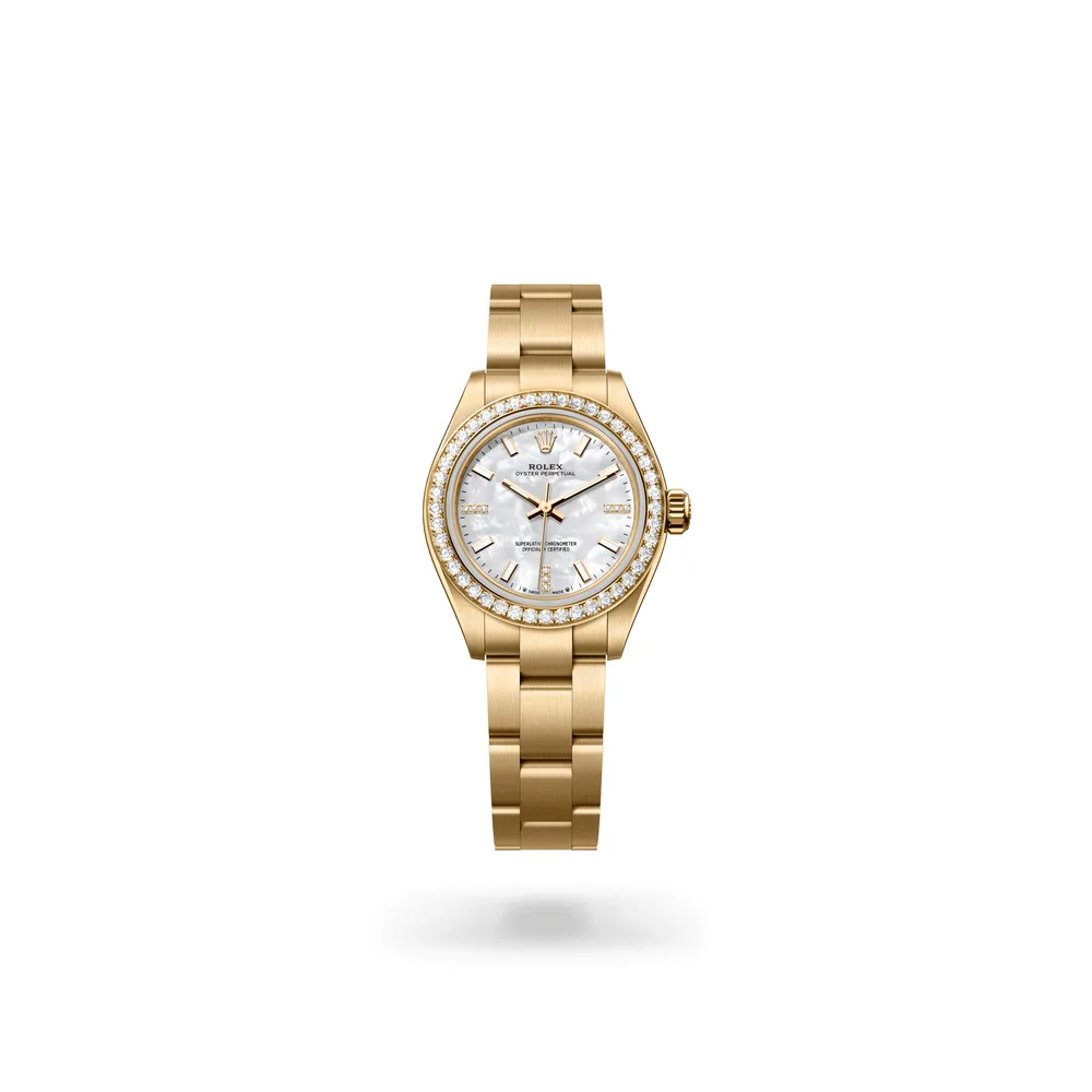 Rolex Oyster Perpetual 28, 18 kt yellow gold, White mother-of-pearl set with diamonds dial